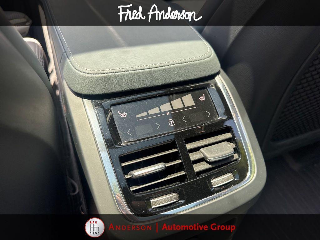 used 2021 Volvo XC90 Recharge Plug-In Hybrid car, priced at $39,651