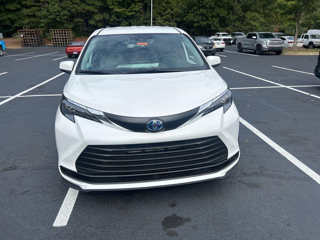 new 2025 Toyota Sienna car, priced at $41,899