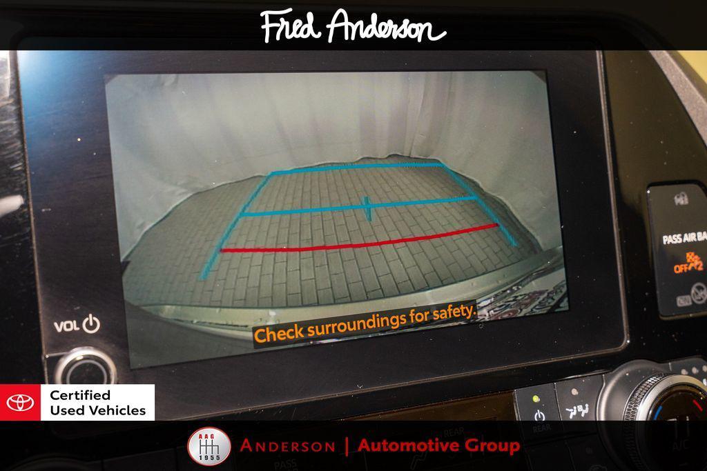used 2023 Toyota Highlander car, priced at $36,294