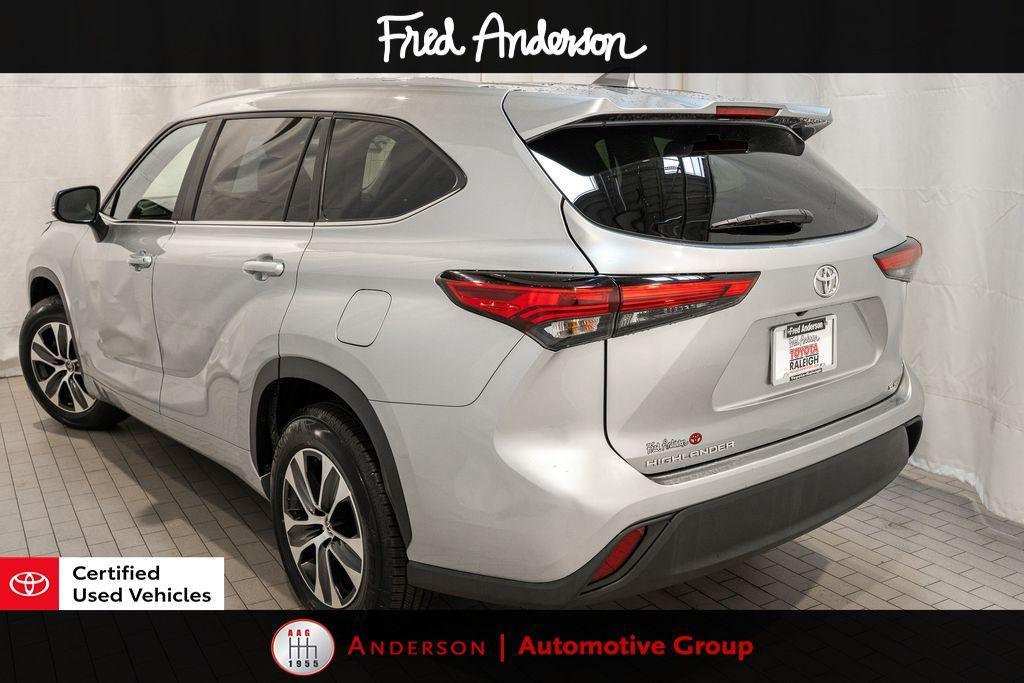 used 2023 Toyota Highlander car, priced at $36,294
