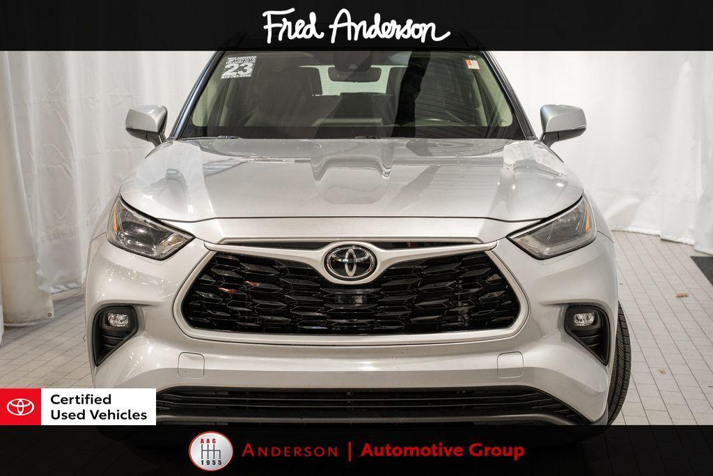used 2023 Toyota Highlander car, priced at $36,294