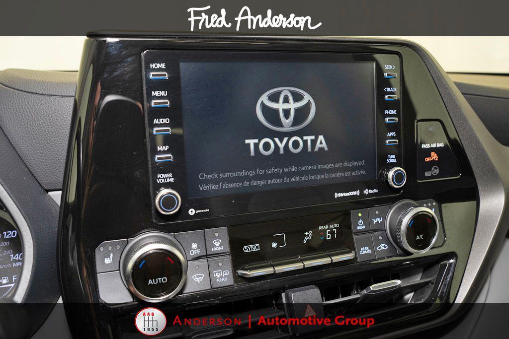 used 2022 Toyota Highlander car, priced at $31,744