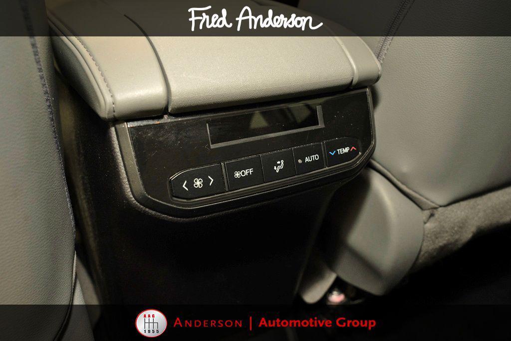 used 2022 Toyota Highlander car, priced at $31,744