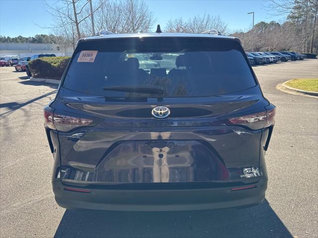 used 2023 Toyota Sienna car, priced at $45,015