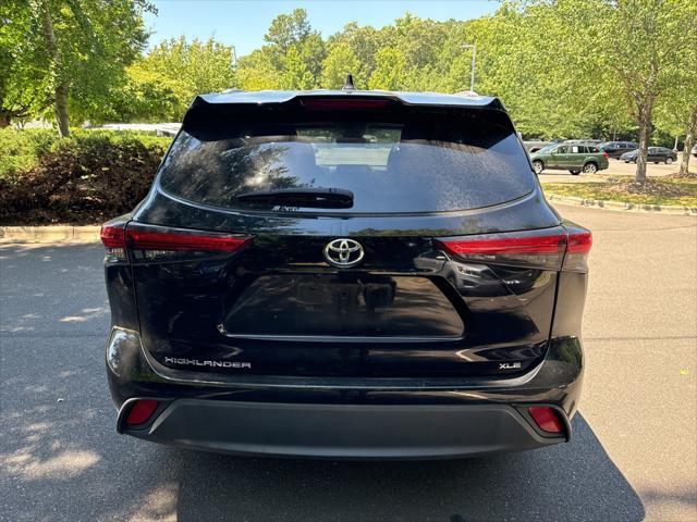 used 2022 Toyota Highlander car, priced at $34,865