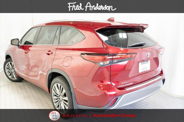 used 2021 Toyota Highlander car, priced at $34,393