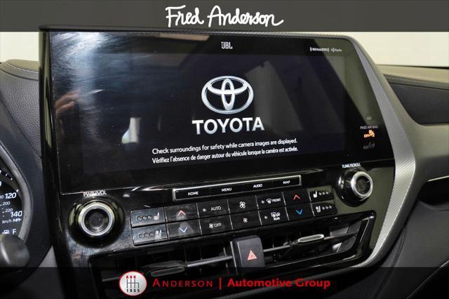 used 2021 Toyota Highlander car, priced at $34,393