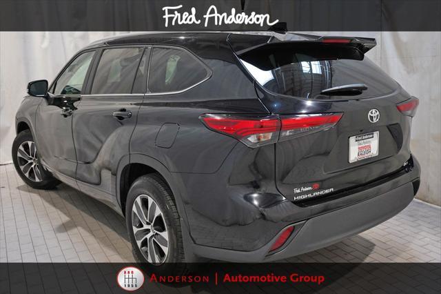 used 2023 Toyota Highlander car, priced at $35,764