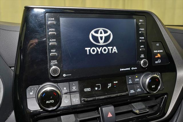 used 2022 Toyota Highlander car, priced at $30,900