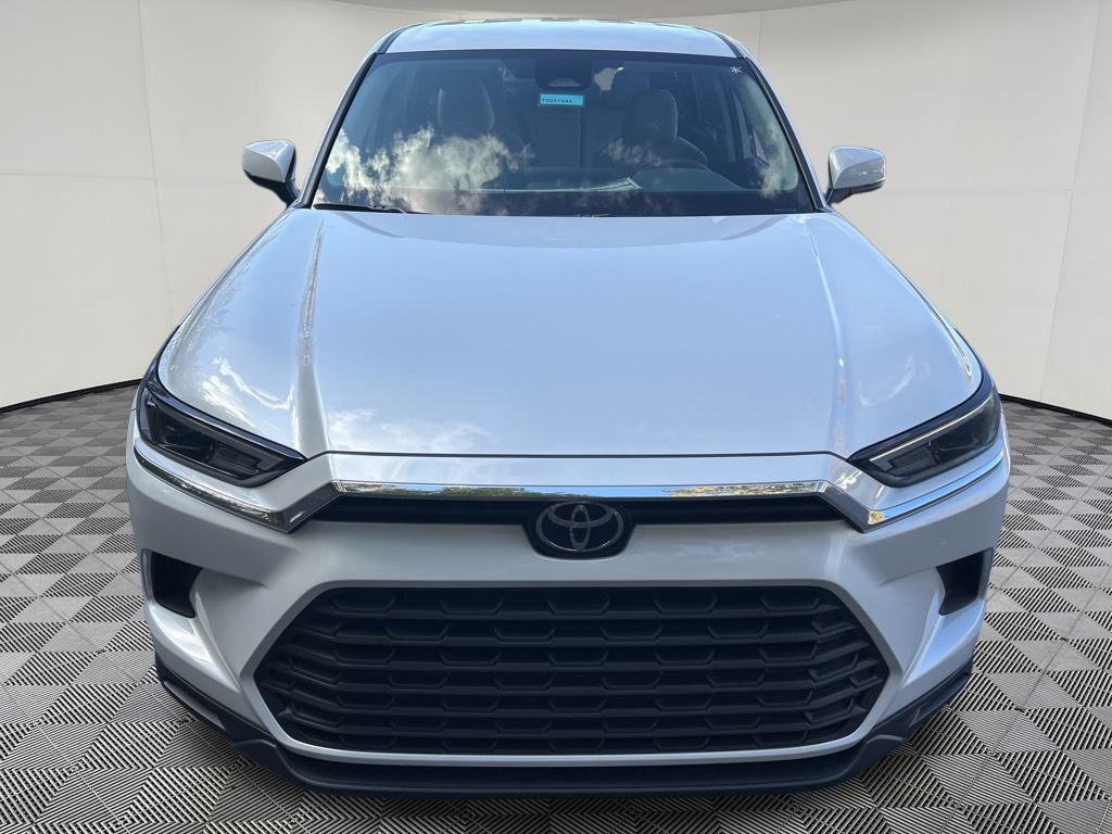 new 2026 Toyota Highlander car, priced at $45,182