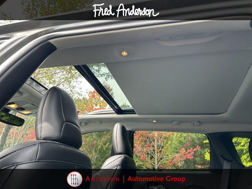 used 2022 Jeep Cherokee car, priced at $19,128