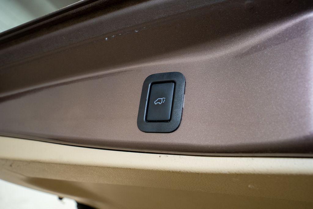 used 2017 Toyota Highlander car, priced at $19,852