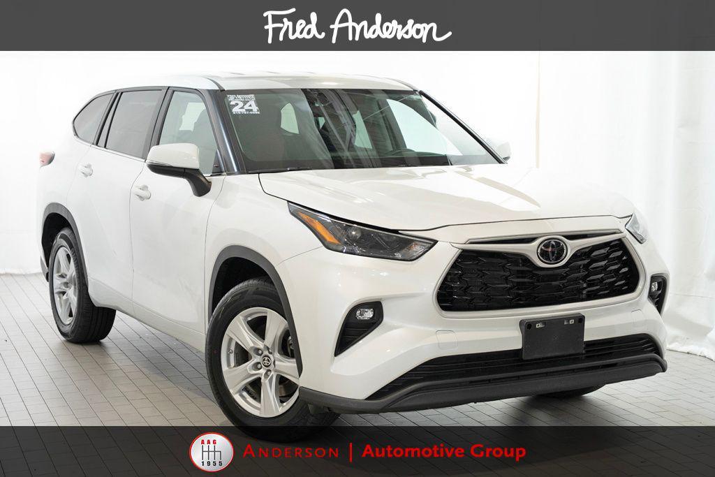 used 2024 Toyota Highlander car, priced at $35,498