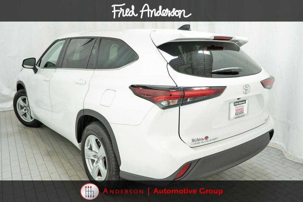 used 2024 Toyota Highlander car, priced at $35,498