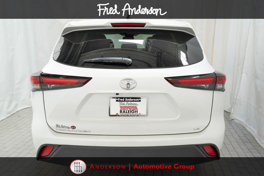 used 2024 Toyota Highlander car, priced at $33,071