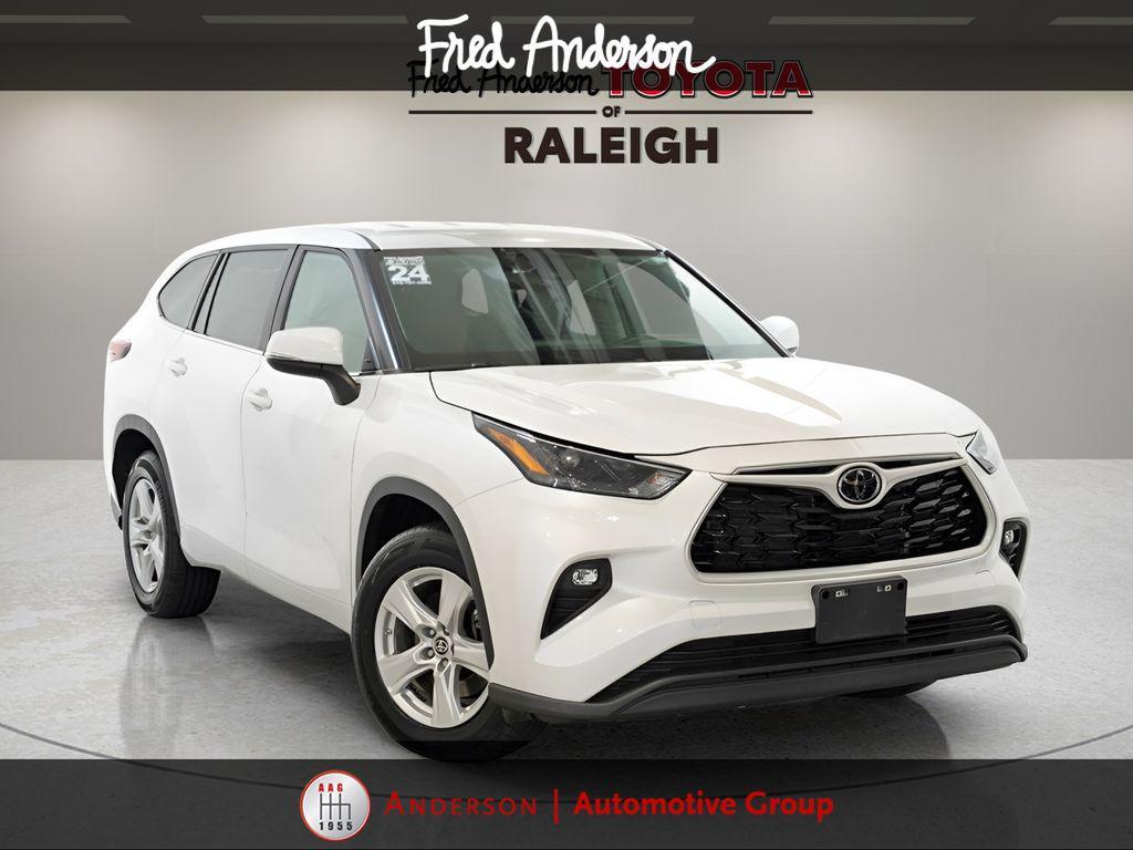 used 2024 Toyota Highlander car, priced at $35,536