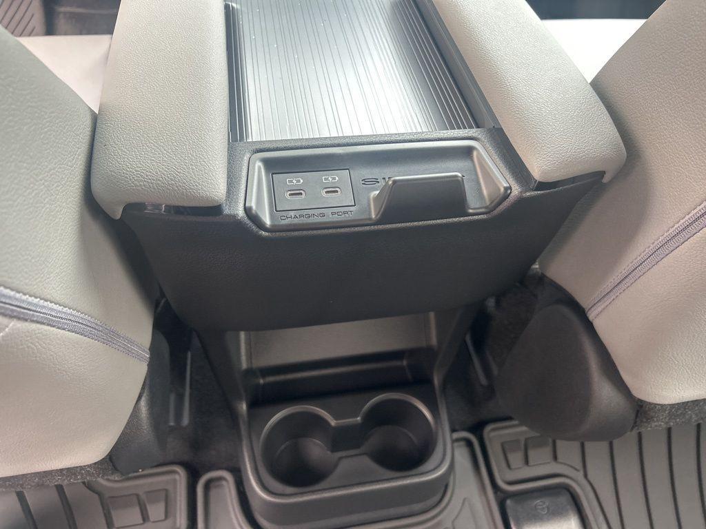 new 2025 Toyota Sienna car, priced at $48,170