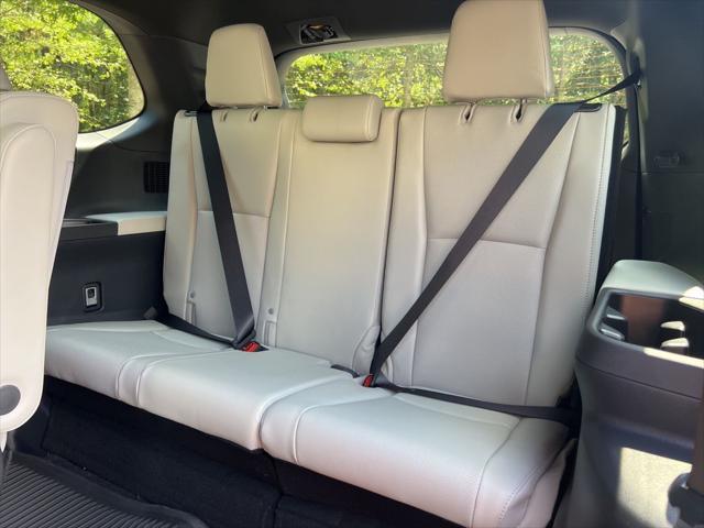 new 2025 Toyota Grand Highlander Hybrid car, priced at $60,661