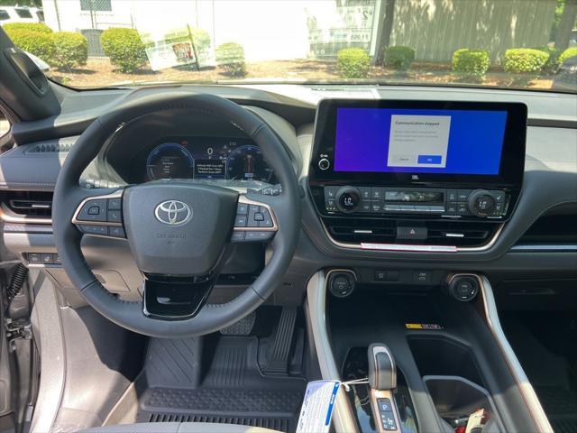 new 2025 Toyota Grand Highlander Hybrid car, priced at $60,661