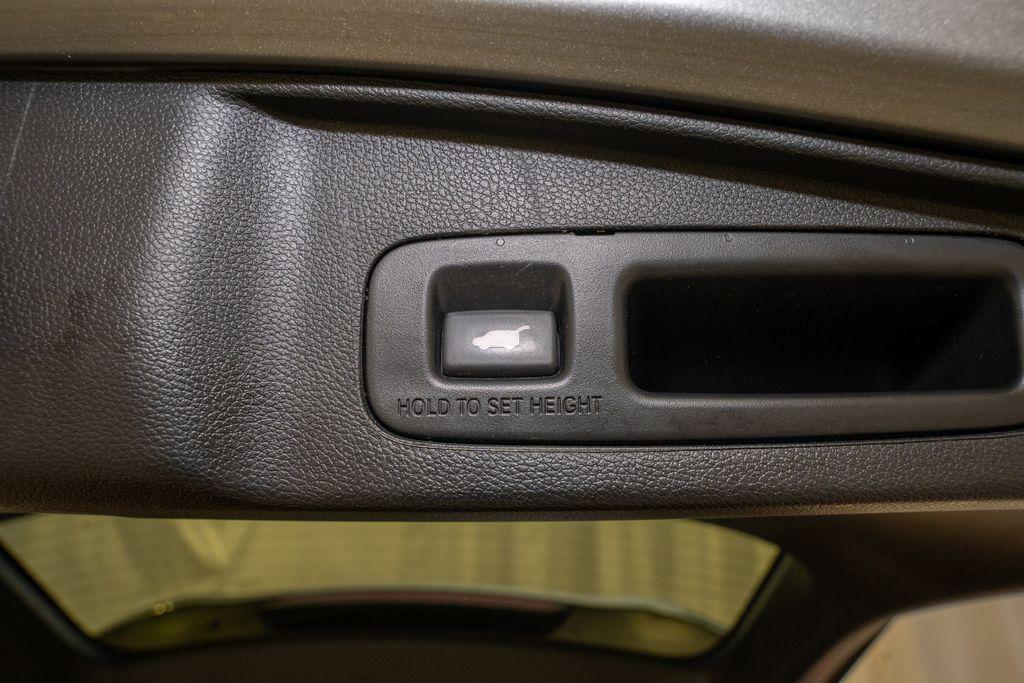 used 2018 Honda CR-V car, priced at $19,369