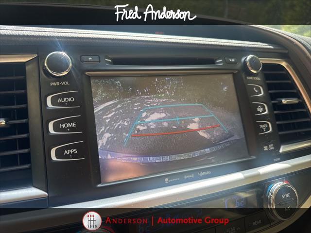used 2019 Toyota Highlander car, priced at $26,032