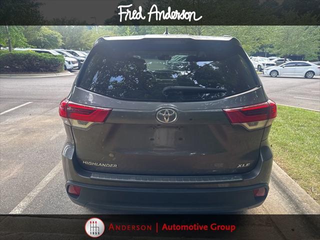 used 2019 Toyota Highlander car, priced at $26,032
