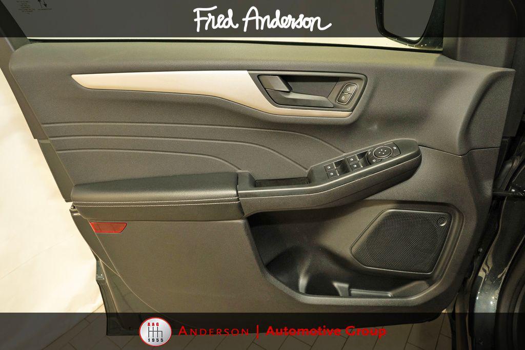 used 2022 Ford Escape car, priced at $17,818