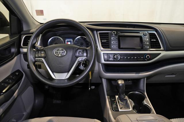 used 2019 Toyota Highlander car, priced at $23,435