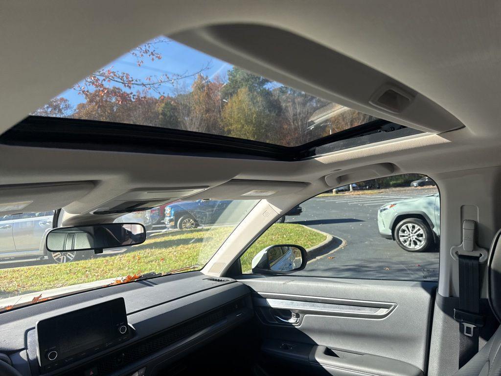 used 2024 Honda CR-V car, priced at $31,811