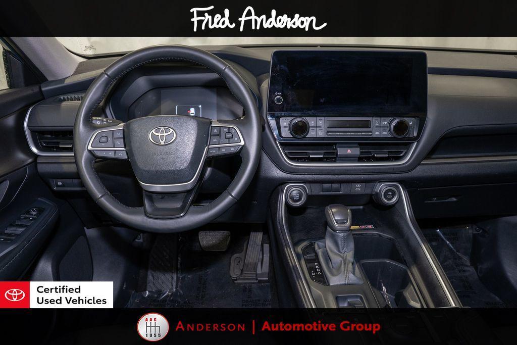 used 2025 Toyota Grand Highlander car, priced at $44,875
