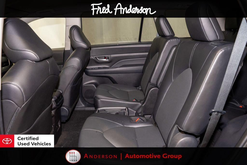 used 2025 Toyota Grand Highlander car, priced at $44,875