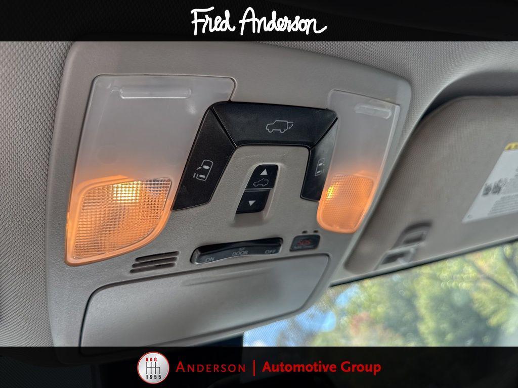 used 2020 Toyota Sienna car, priced at $35,024