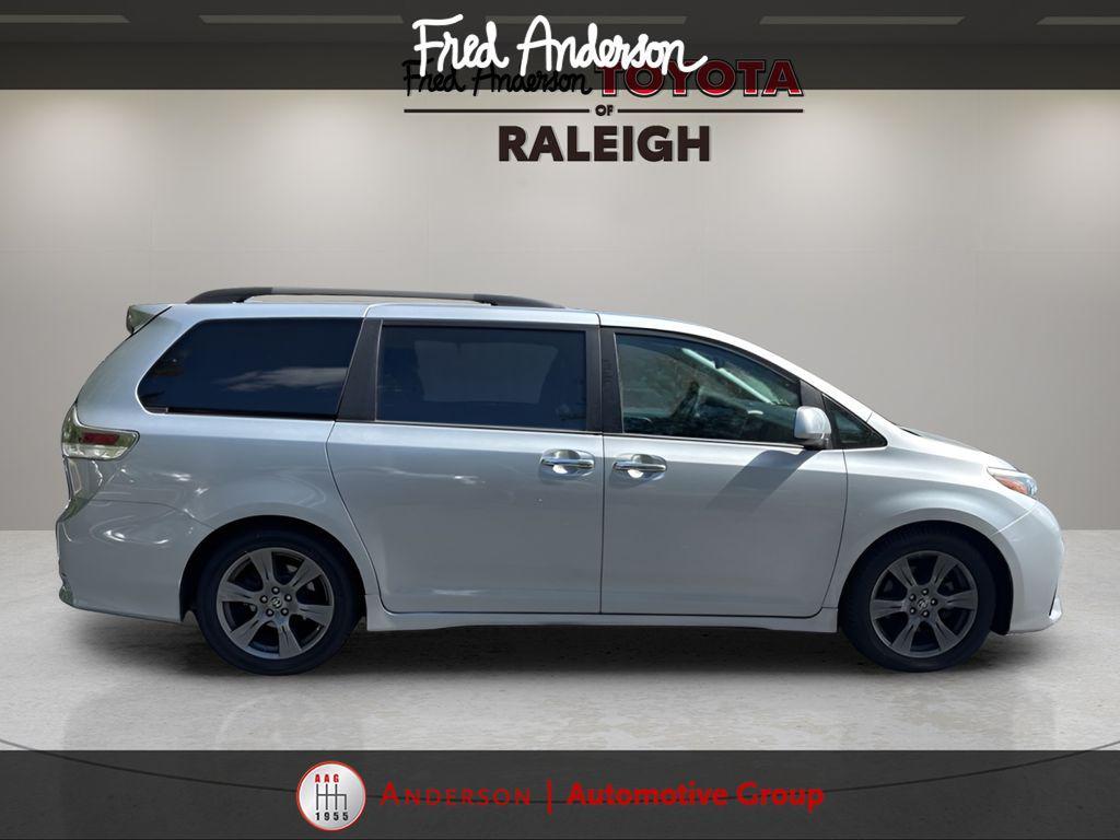 used 2020 Toyota Sienna car, priced at $35,024