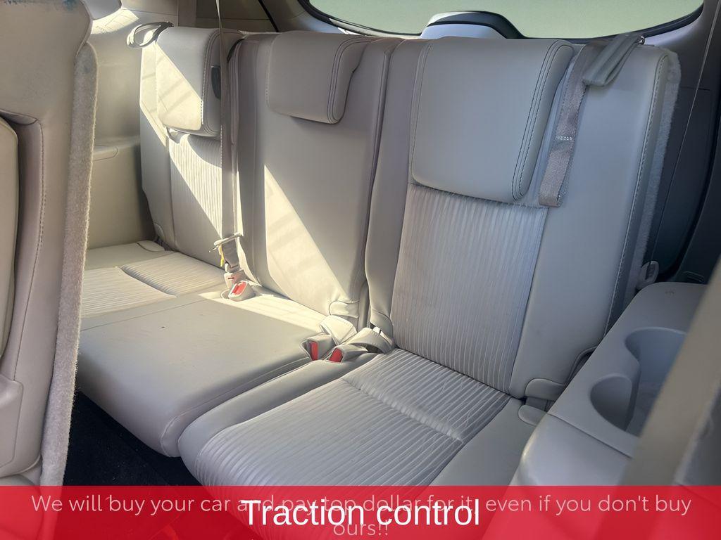 used 2015 Toyota Highlander car, priced at $17,186