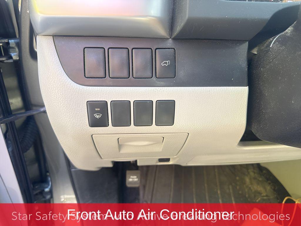 used 2015 Toyota Highlander car, priced at $17,186