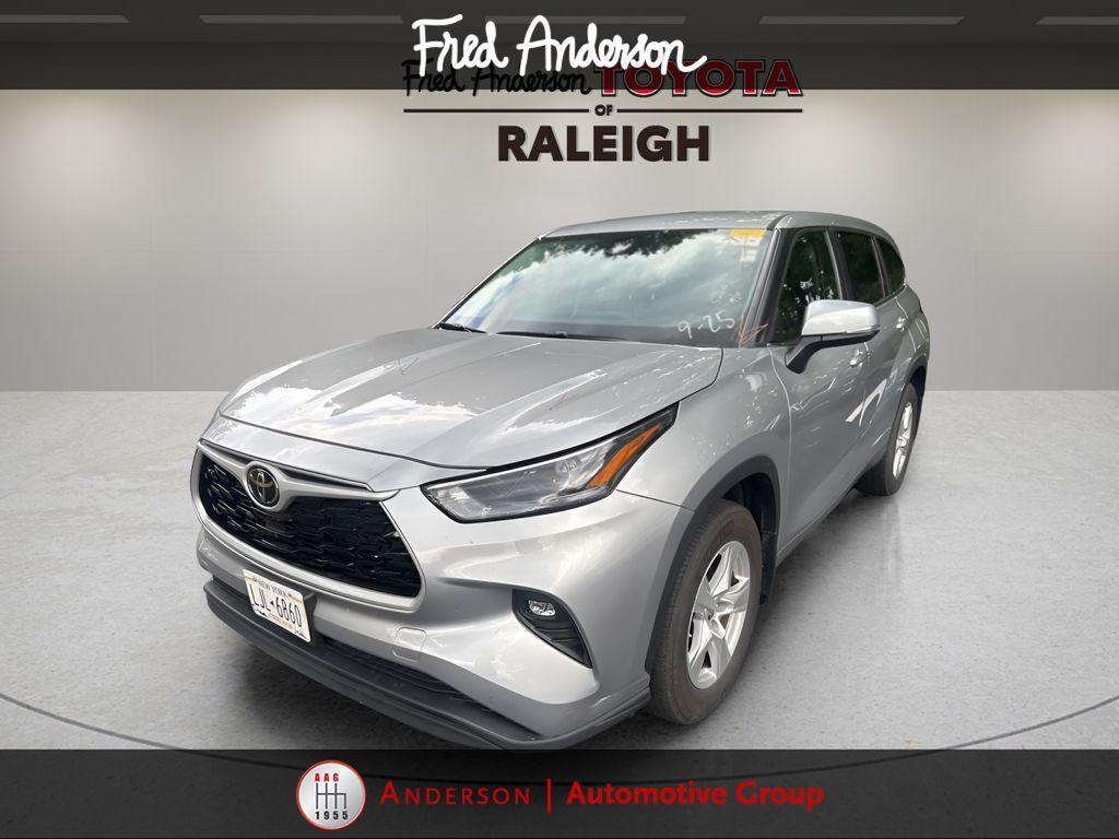 used 2024 Toyota Highlander car, priced at $33,996