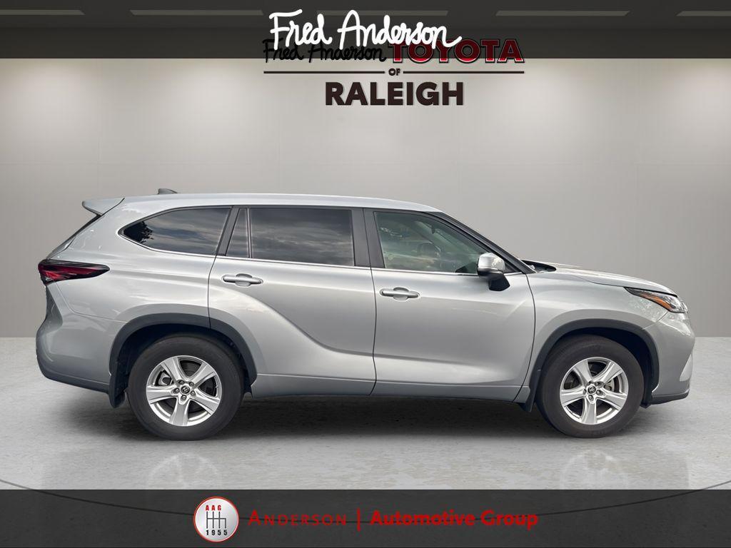 used 2024 Toyota Highlander car, priced at $33,996