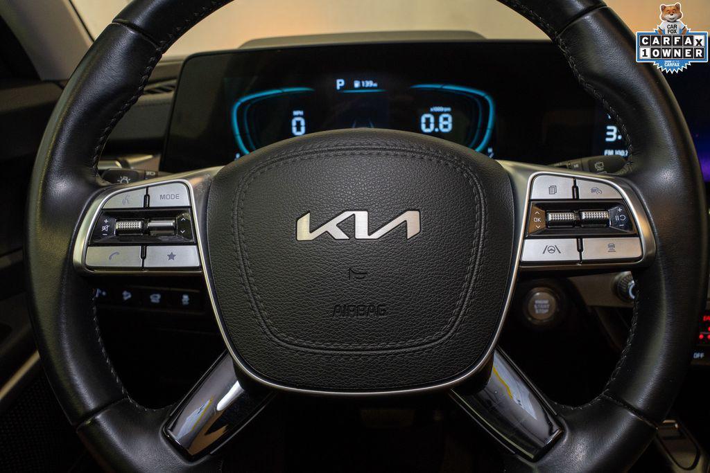 used 2025 Kia Telluride car, priced at $32,106