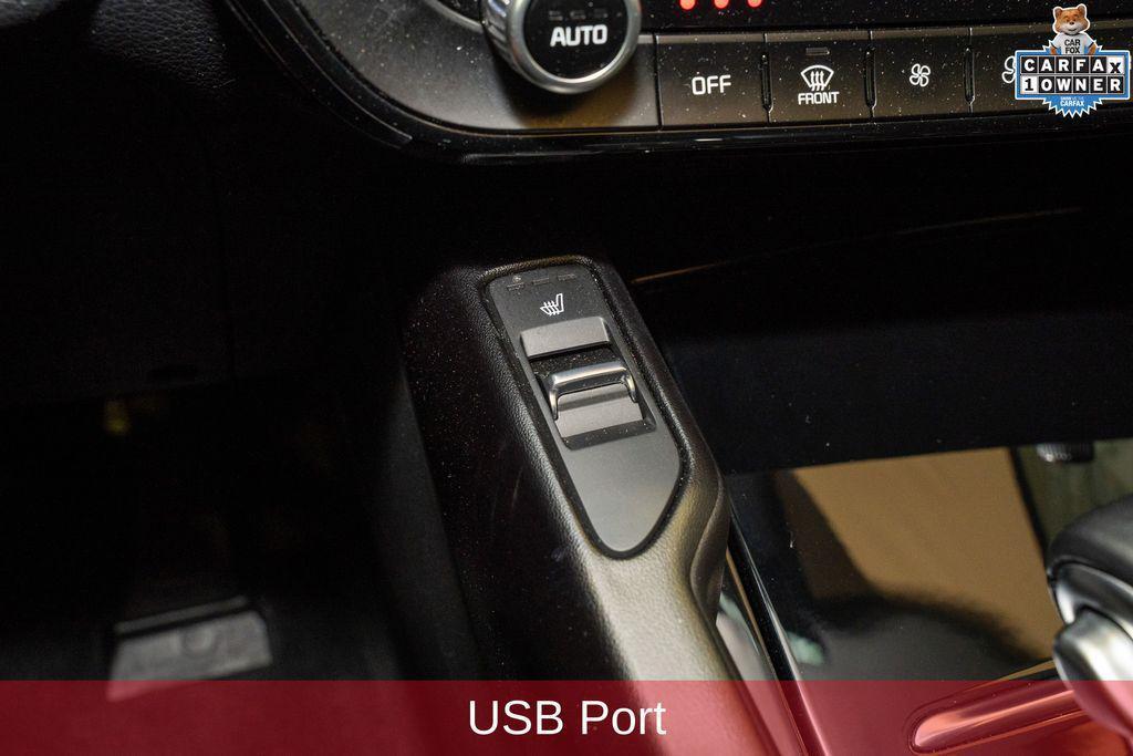 used 2025 Kia Telluride car, priced at $32,106