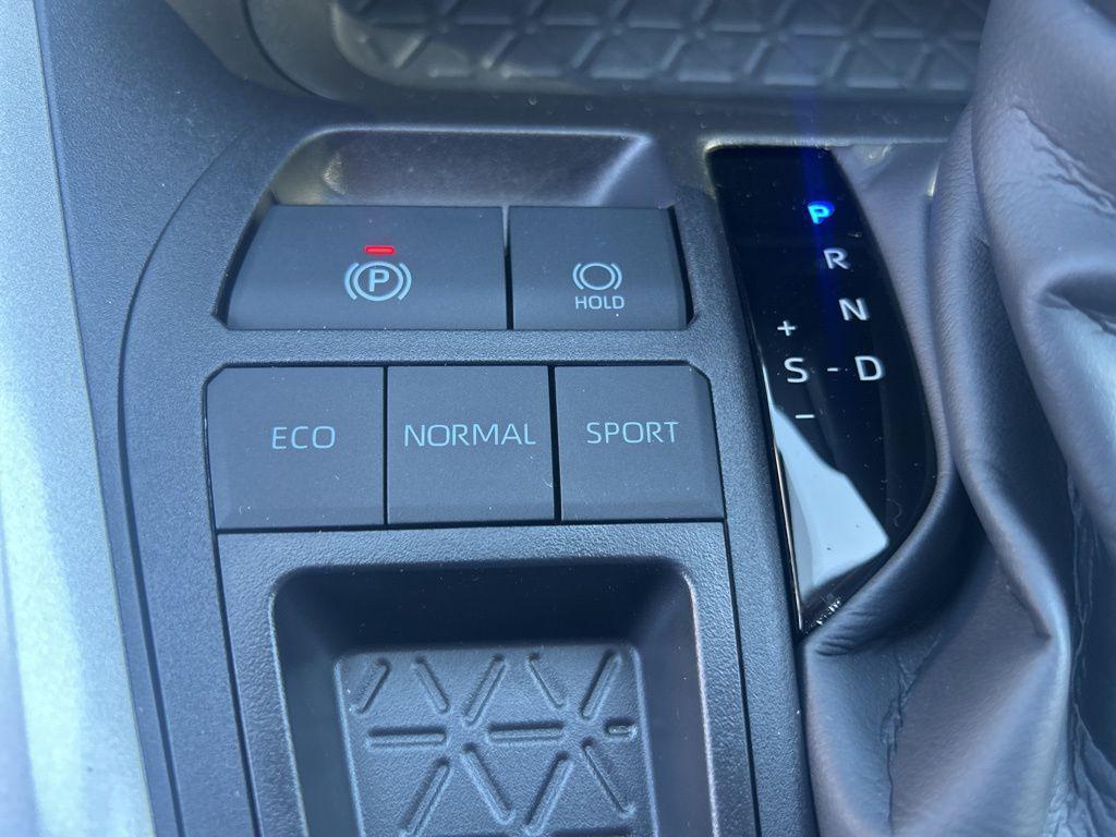 new 2025 Toyota RAV4 car, priced at $37,070
