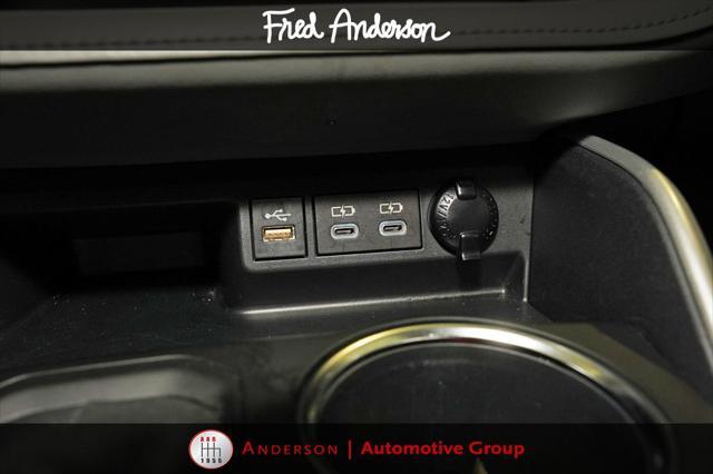 used 2023 Toyota Highlander car, priced at $38,400