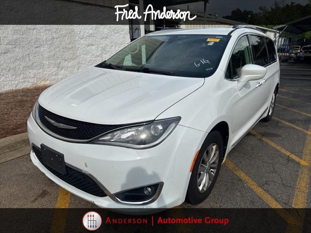 used 2018 Chrysler Pacifica car, priced at $14,536