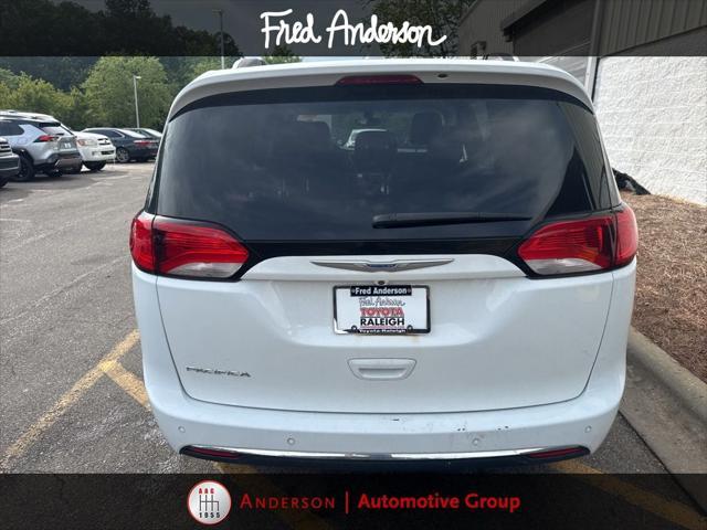 used 2018 Chrysler Pacifica car, priced at $14,536