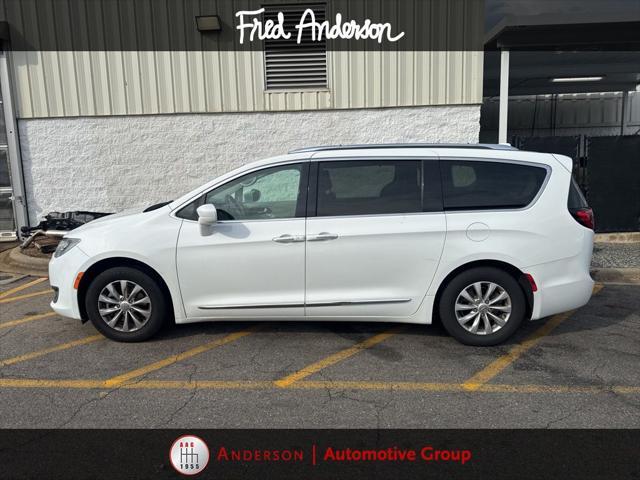 used 2018 Chrysler Pacifica car, priced at $14,536
