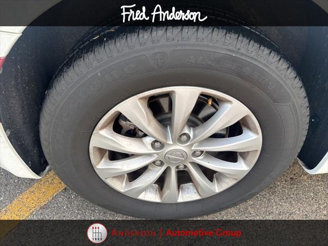 used 2018 Chrysler Pacifica car, priced at $14,536