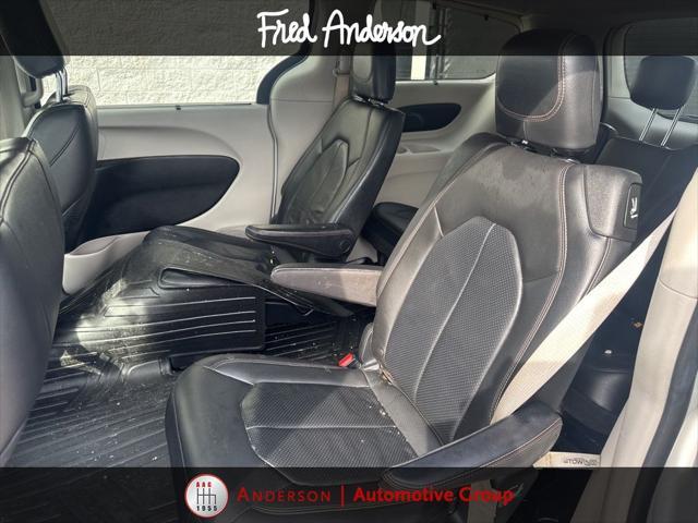 used 2018 Chrysler Pacifica car, priced at $14,536