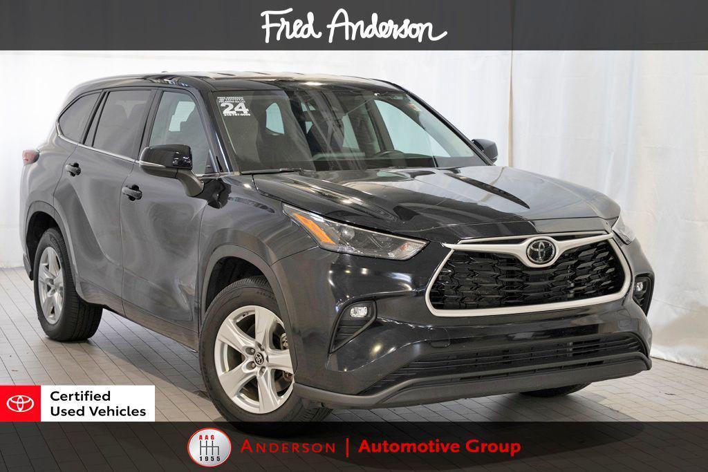 used 2024 Toyota Highlander car, priced at $32,967