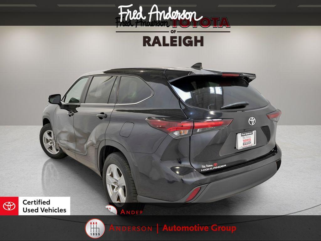 used 2024 Toyota Highlander car, priced at $35,712