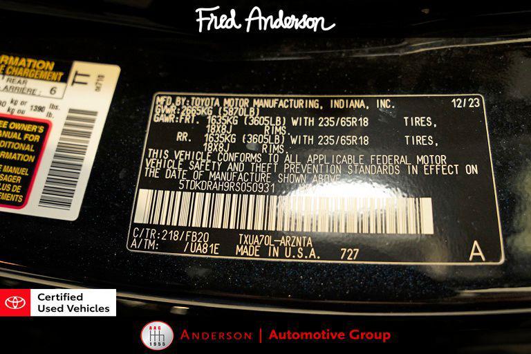 used 2024 Toyota Highlander car, priced at $36,589