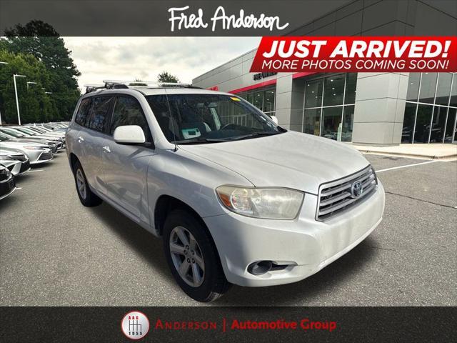 used 2009 Toyota Highlander car, priced at $7,800